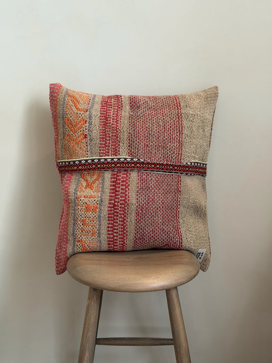 Uniek sierkussen uit Andes Peru 50x50 dubbel bedrukt