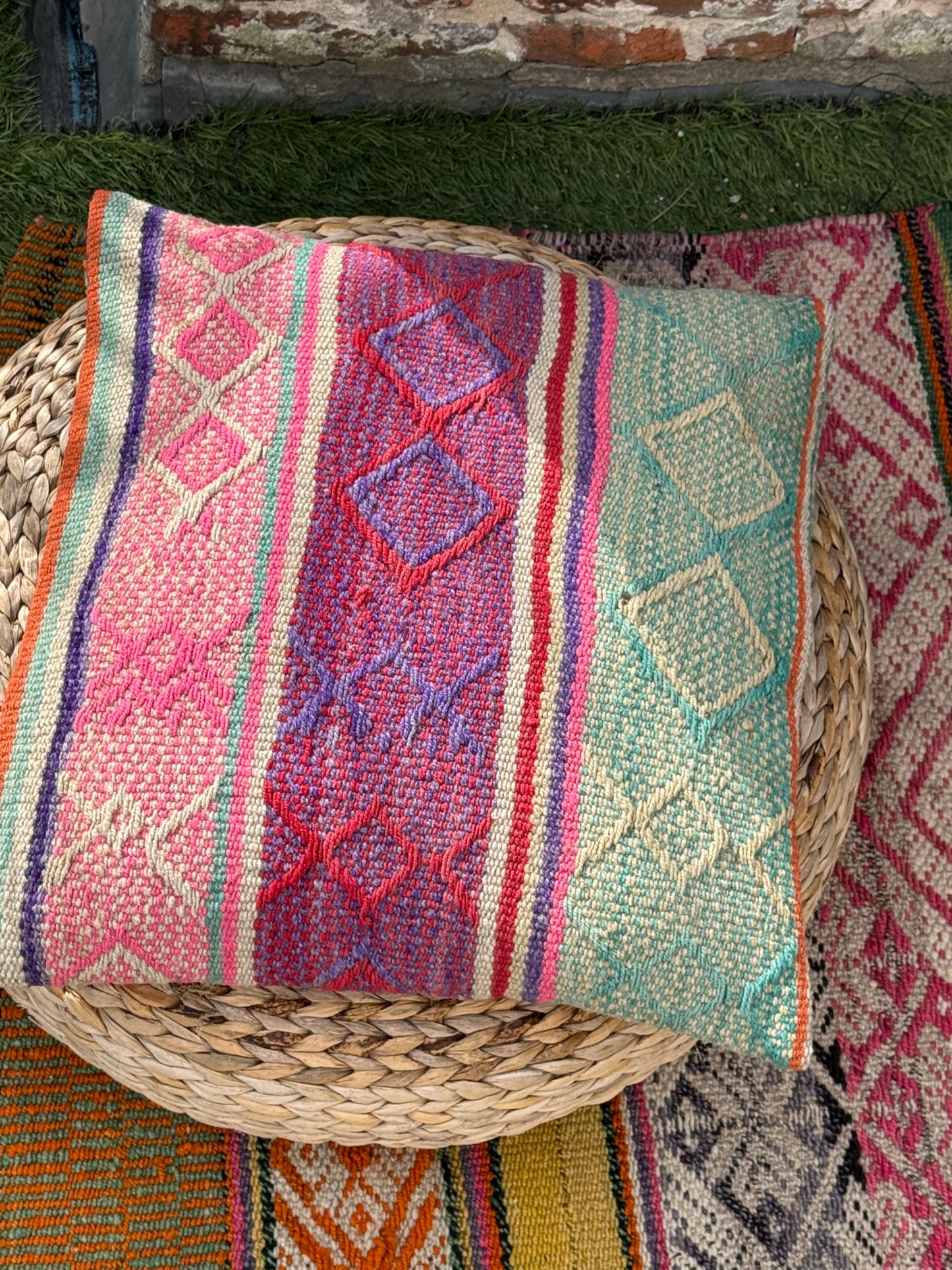 Uniek sierkussen uit Andes Peru 50x50 dubbel bedrukt