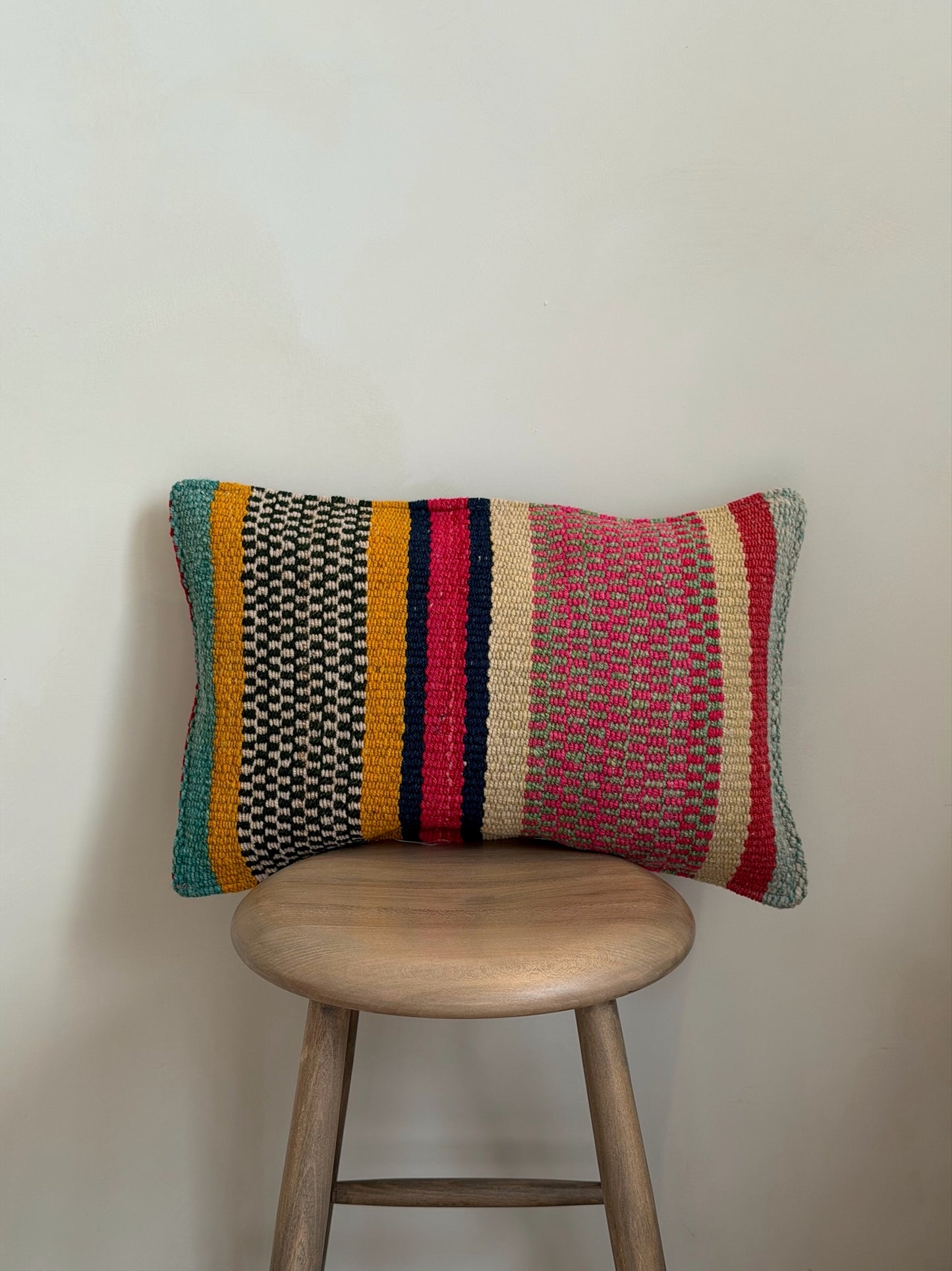 Uniek sierkussen uit Andes Peru 33x50 cm