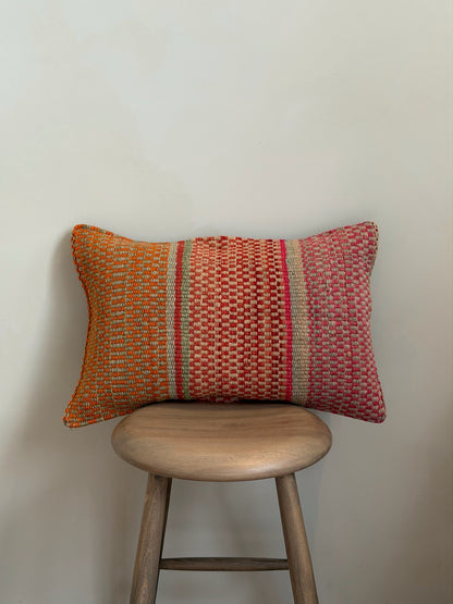 Uniek sierkussen uit Andes Peru 33x50 cm