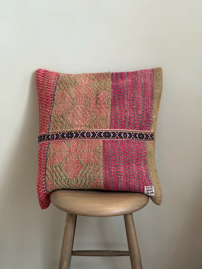 Uniek sierkussen uit Andes Peru 50x50 dubbel bedrukt