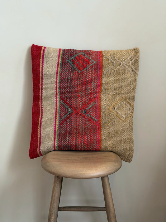 Uniek sierkussen uit Andes Peru 50x50 dubbel bedrukt