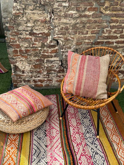 Uniek sierkussen uit Andes Peru 50x50 dubbel bedrukt