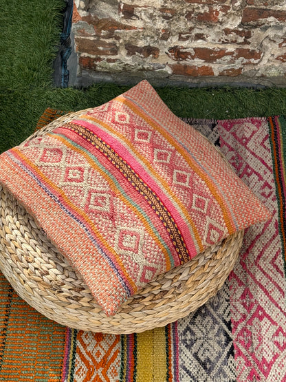 Uniek sierkussen uit Andes Peru 50x50 dubbel bedrukt