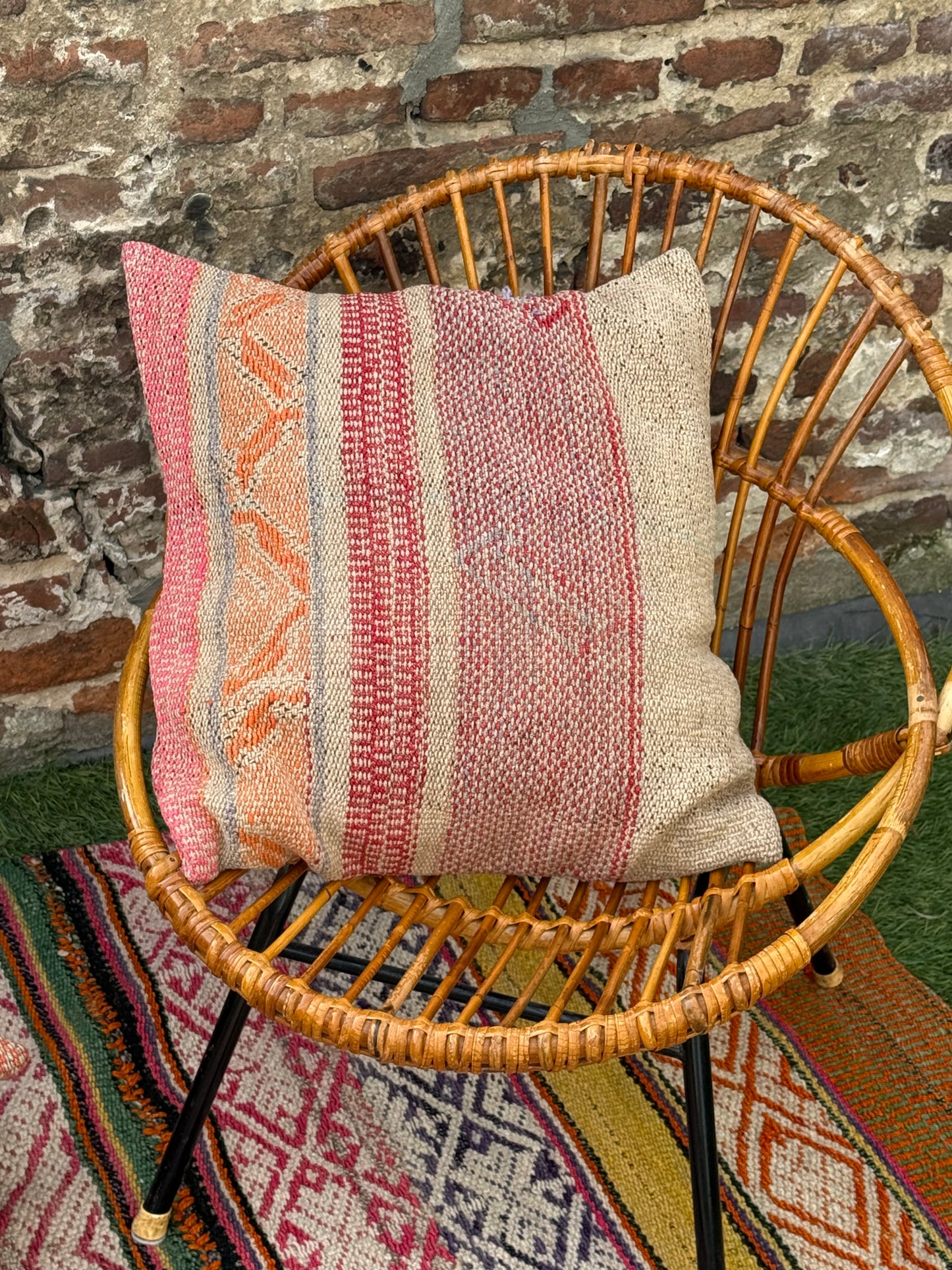 Uniek sierkussen uit Andes Peru 50x50 dubbel bedrukt